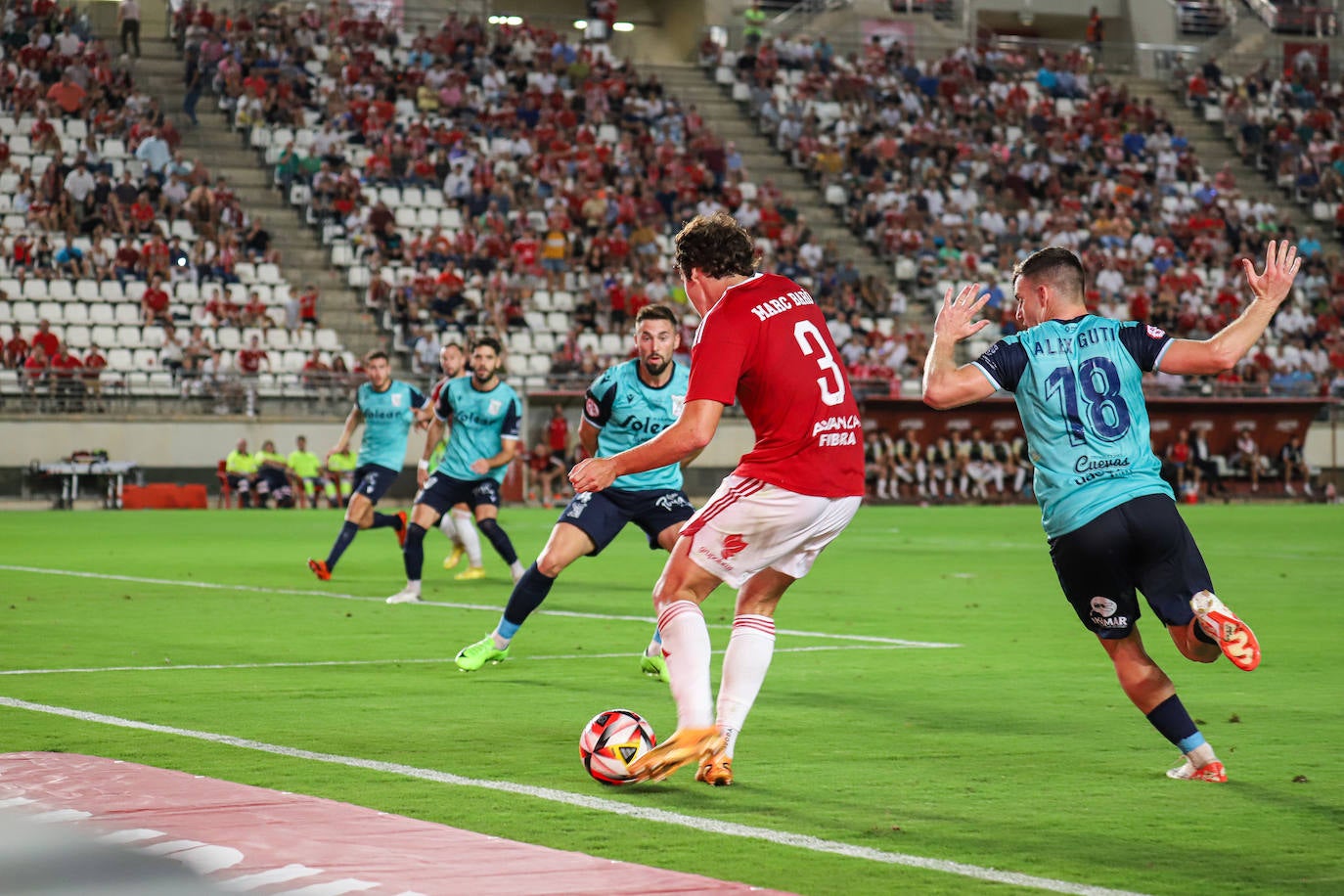 La derrota del Real Murcia frente al Atlético Sanluqueño, en imágenes