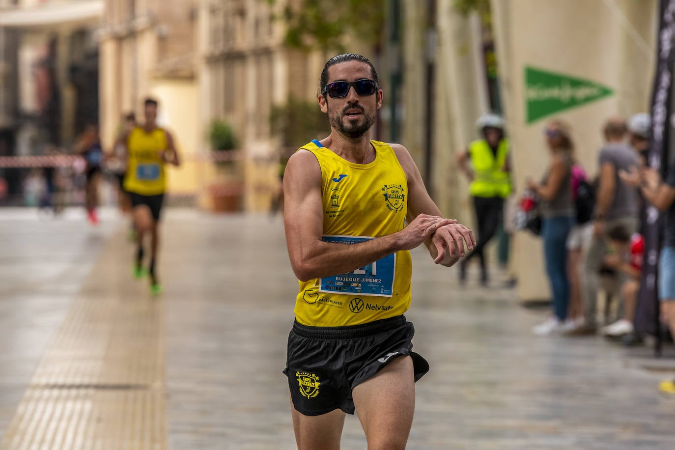 La I Carrera Solidaria Alfonso X de la Feria de Murcia, en imágenes