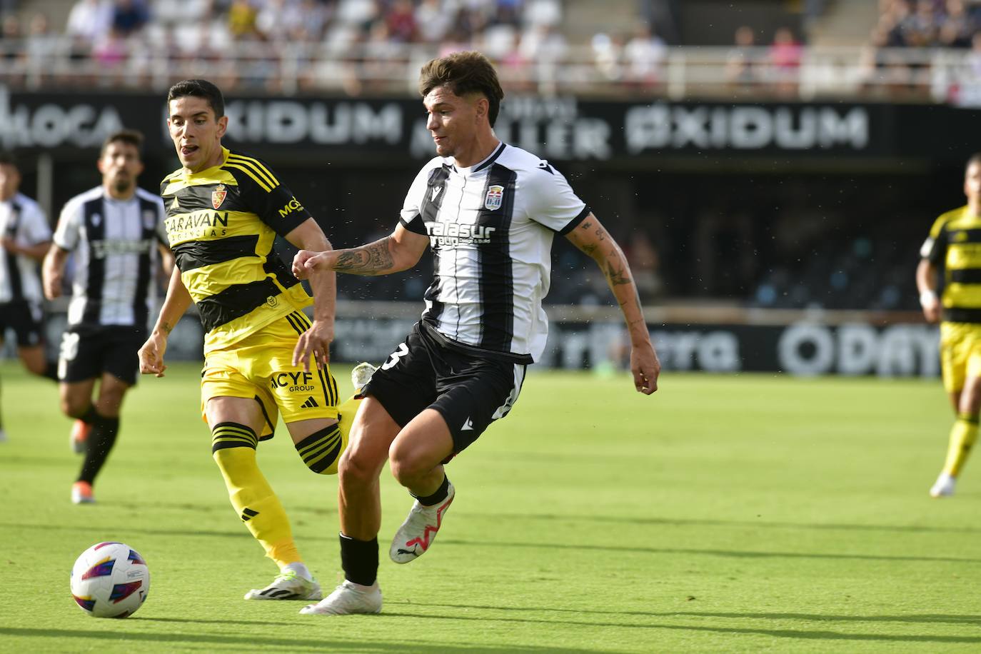 La derrota del Cartagena frente al Real Zaragoza, en imágenes