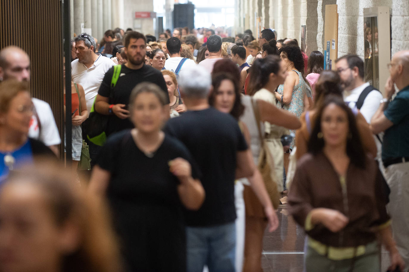 Las oposiciones a auxiliar educativo de 2023 en la Región de Murcia, en imágenes