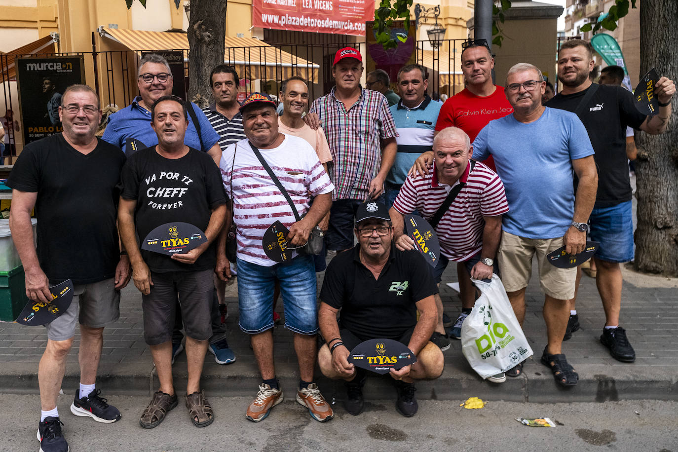 Las imágenes de los asistentes a la corrida de La Romería