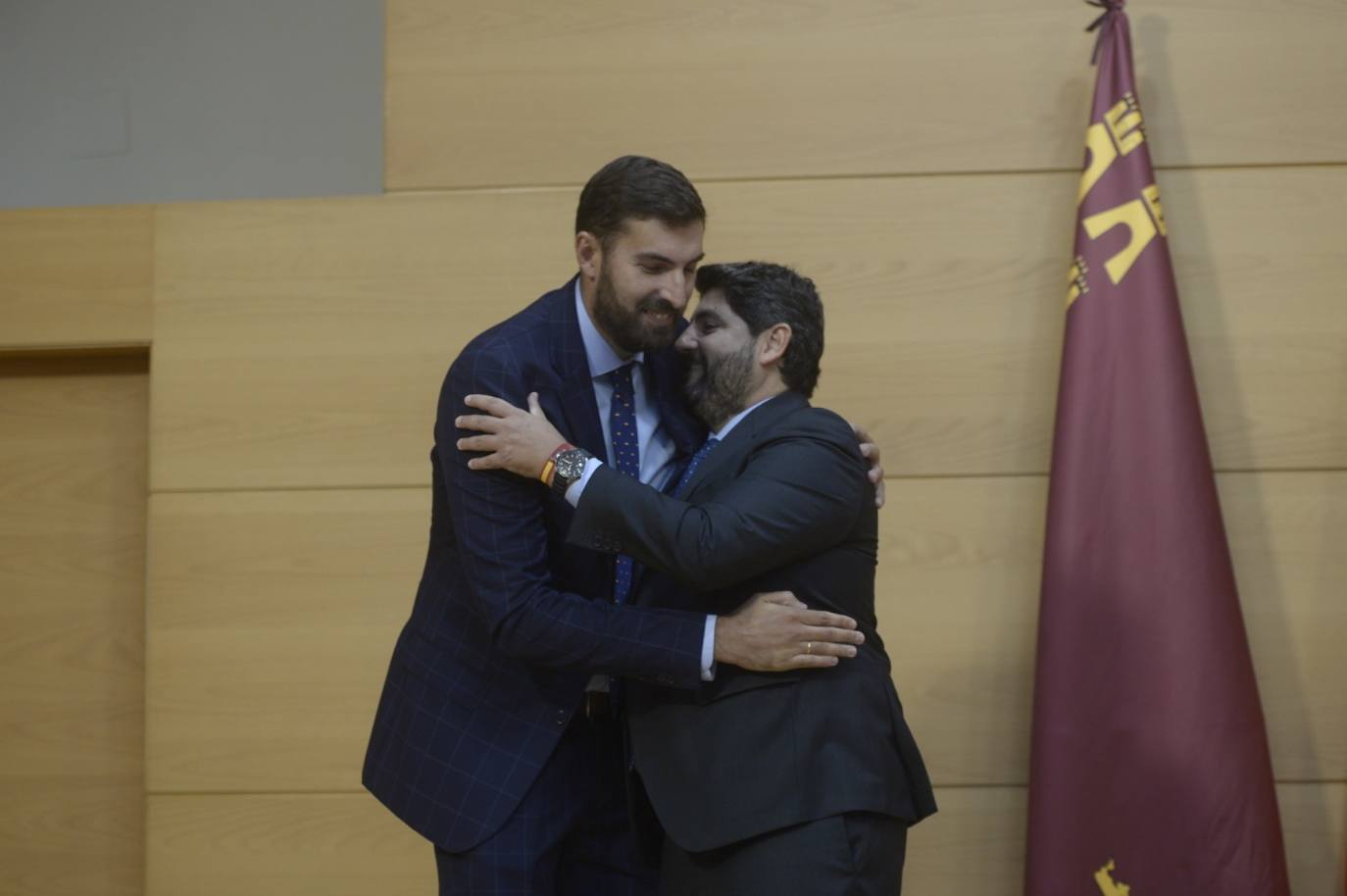 La toma de posesión de los consejeros del Gobierno regional, en imágenes