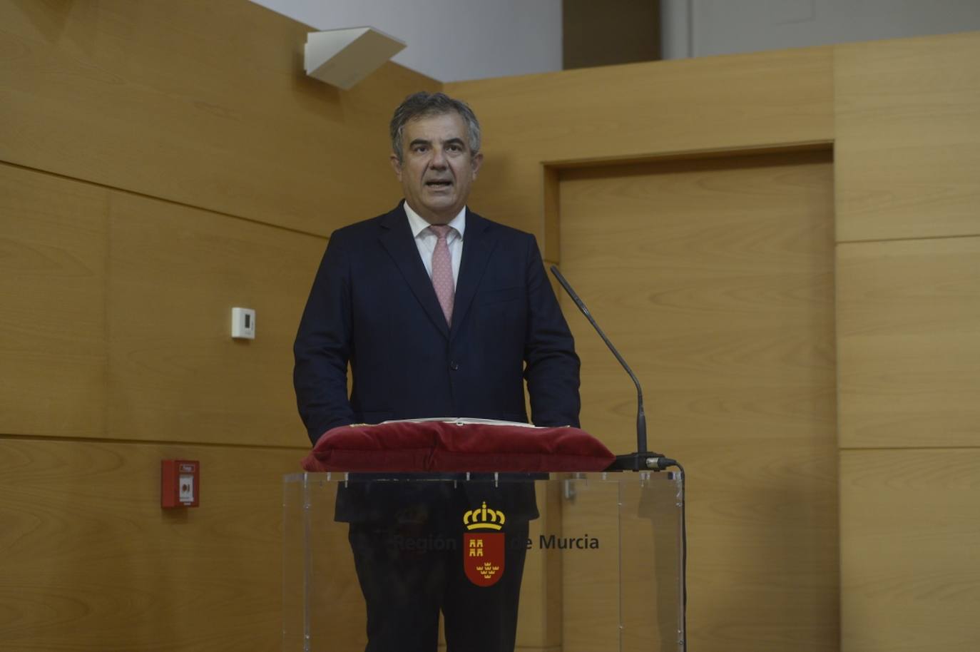 La toma de posesión de los consejeros del Gobierno regional, en imágenes