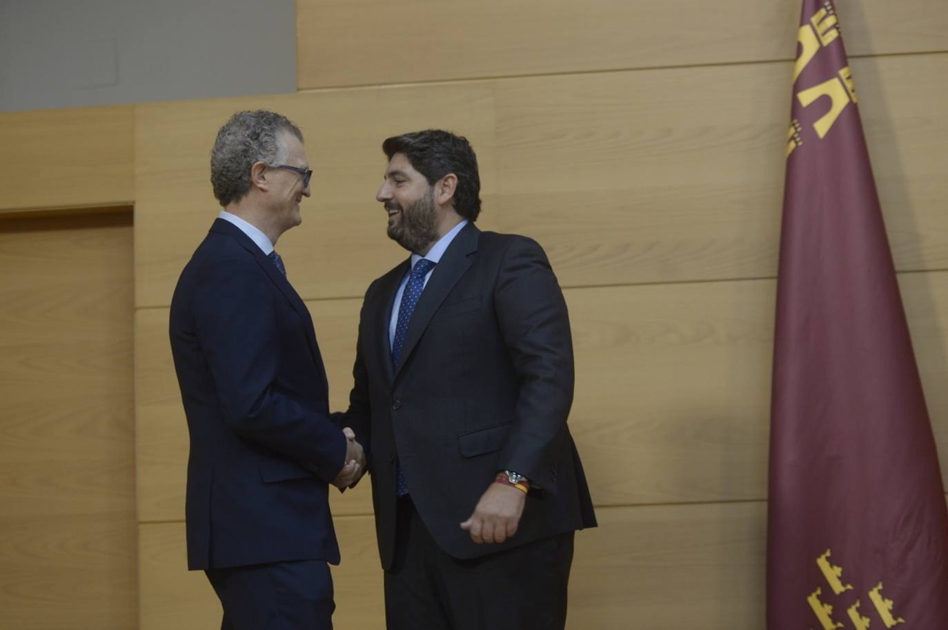 La toma de posesión de los consejeros del Gobierno regional, en imágenes