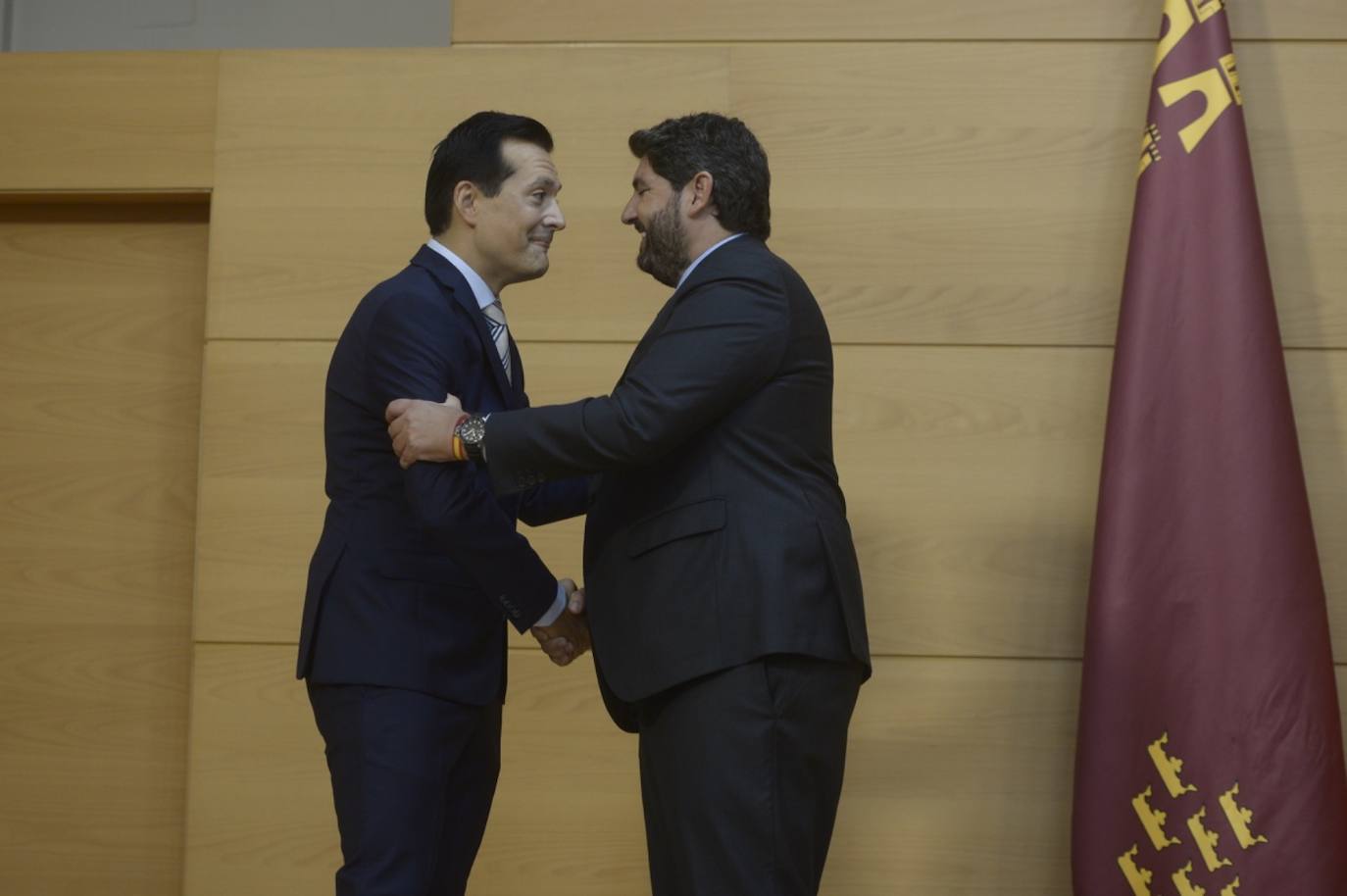 La toma de posesión de los consejeros del Gobierno regional, en imágenes