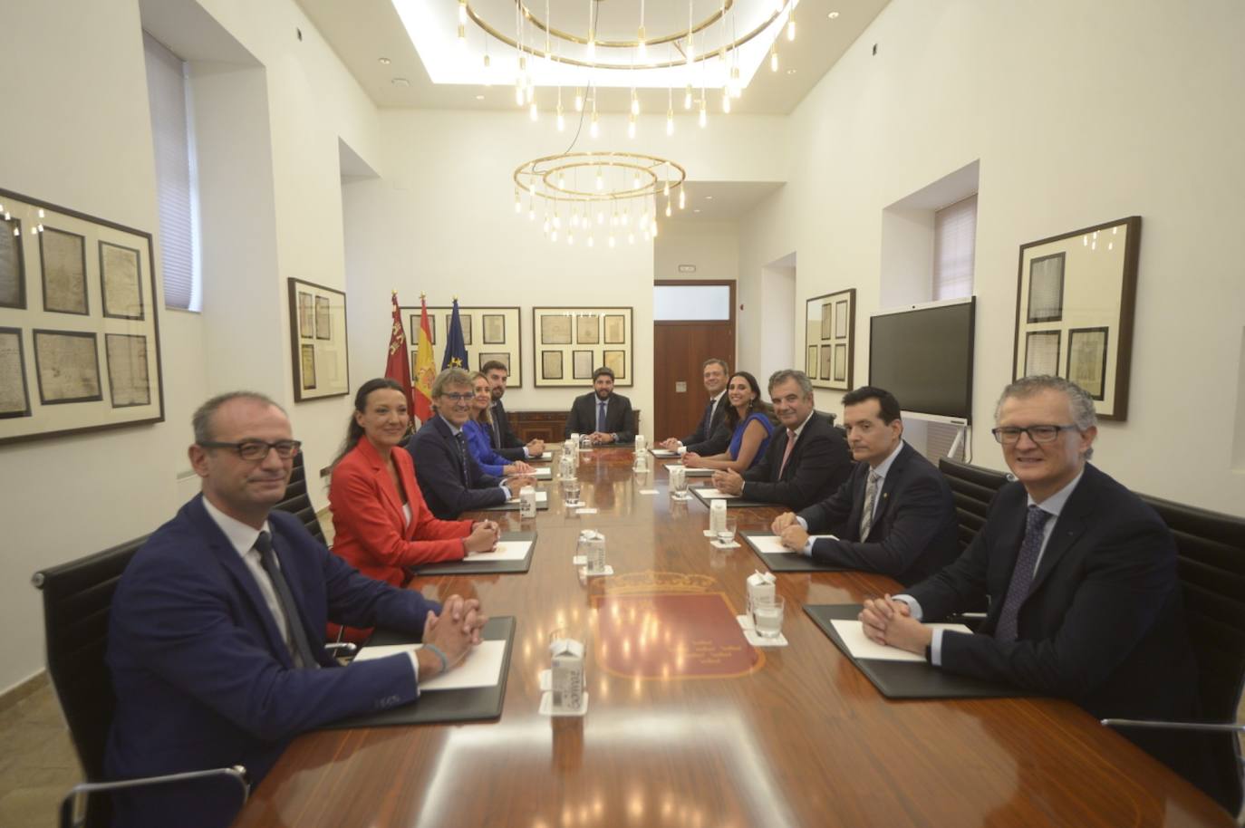 La toma de posesión de los consejeros del Gobierno regional, en imágenes