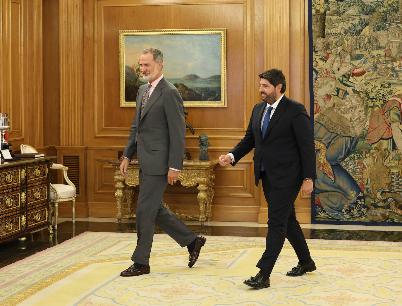 Felipe VI ha recibido en audiencia a Fernando López Miras este viernes en el Palacio de la Zarzuela.