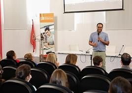 Acto de bienvenida a los alumnos en el campus universitario de Lorca, este viernes.
