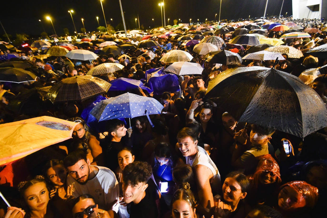 Rauw Alejandro lleva su &#039;Playa Saturno&#039; a Murcia