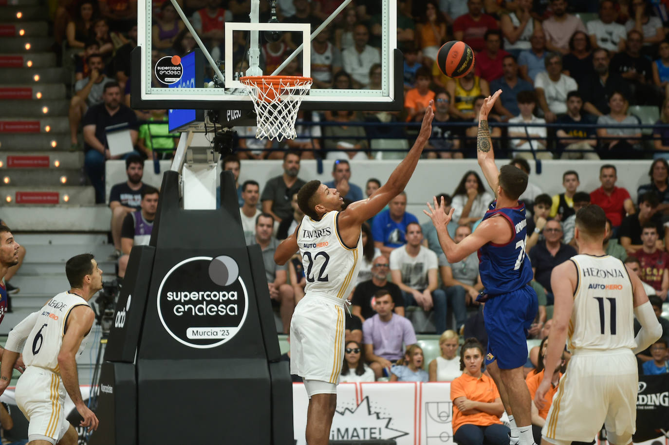La victoria del Madrid ante el Barcelona en la Supercopa, en imágenes