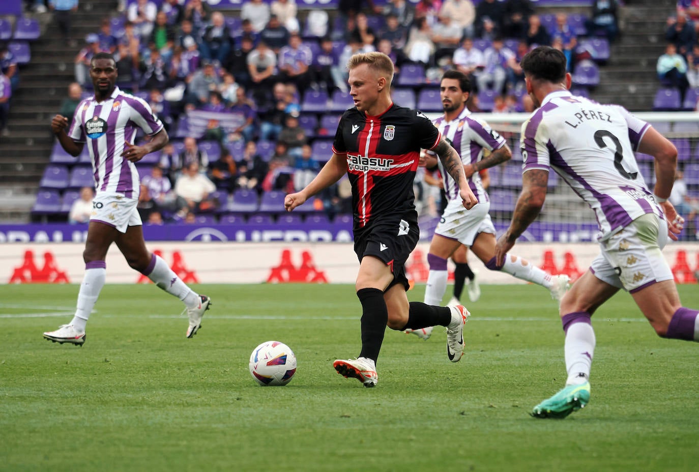 La derrota del Cartagena en Valladolid, en imágenes