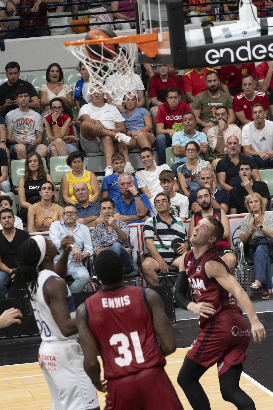 La derrota del UCAM Murcia ante Unicaja en las semifinales de la Supercopa, en imágenes