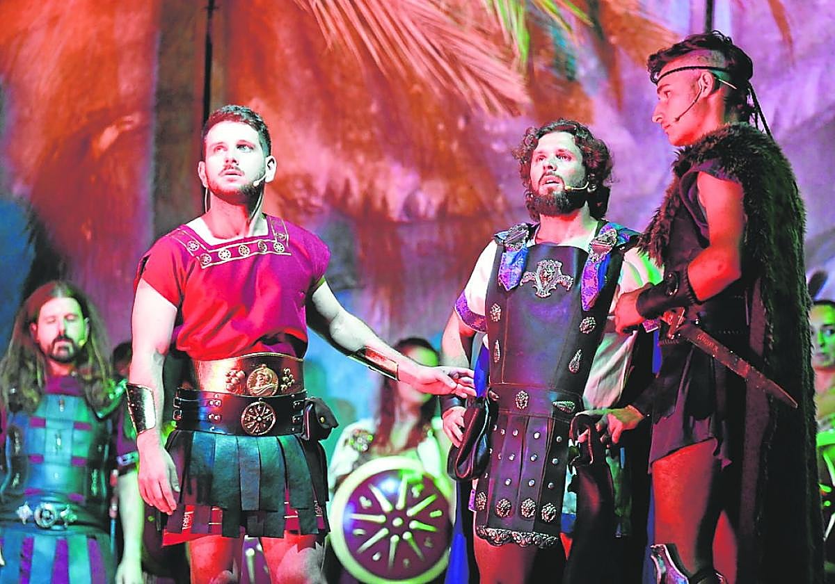 Una de las escenas del acto de la Fundación de Qart Hadast, en el Muelle de Alfonso XII.