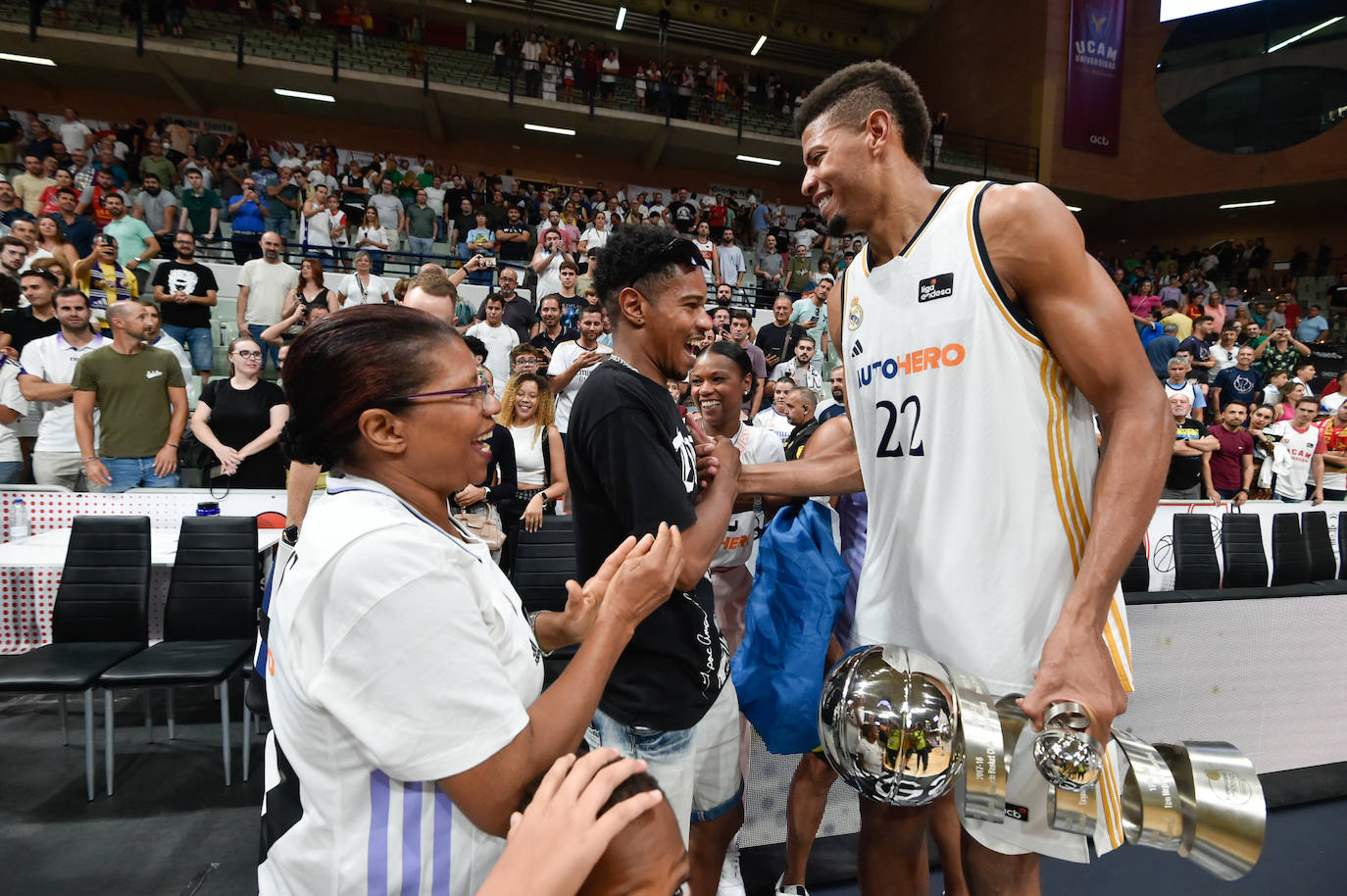 Las imágenes de la final de la Supercopa Endesa