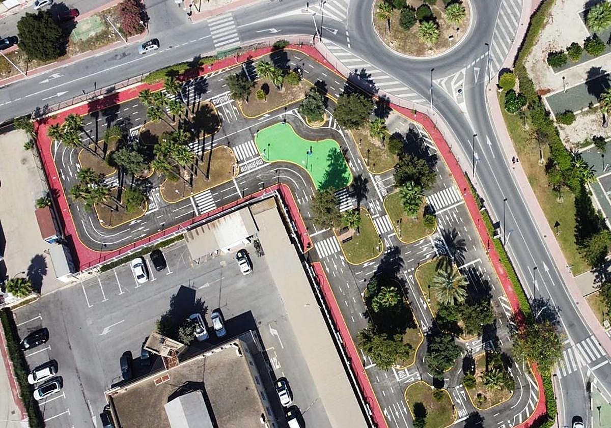 Imagen principal - Reabre el Parque Infantil de Tráfico de Torrevieja cerrado desde el inicio de la pandemia