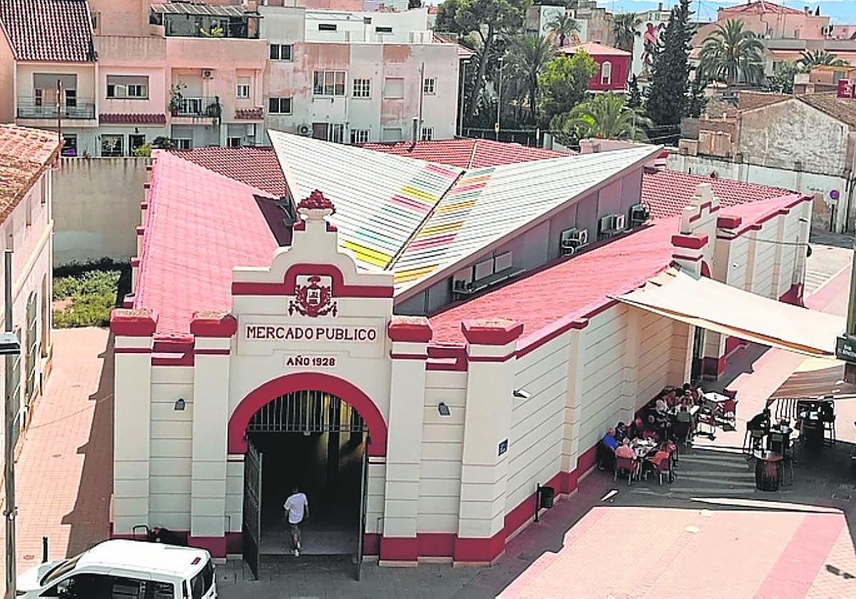 La plaza de abastos centra uno de los proyectos subvencionables.