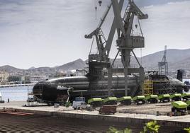 Imagen de archivo del submarino 'Isaac Peral' (S-81) en el carenero de Navantia.