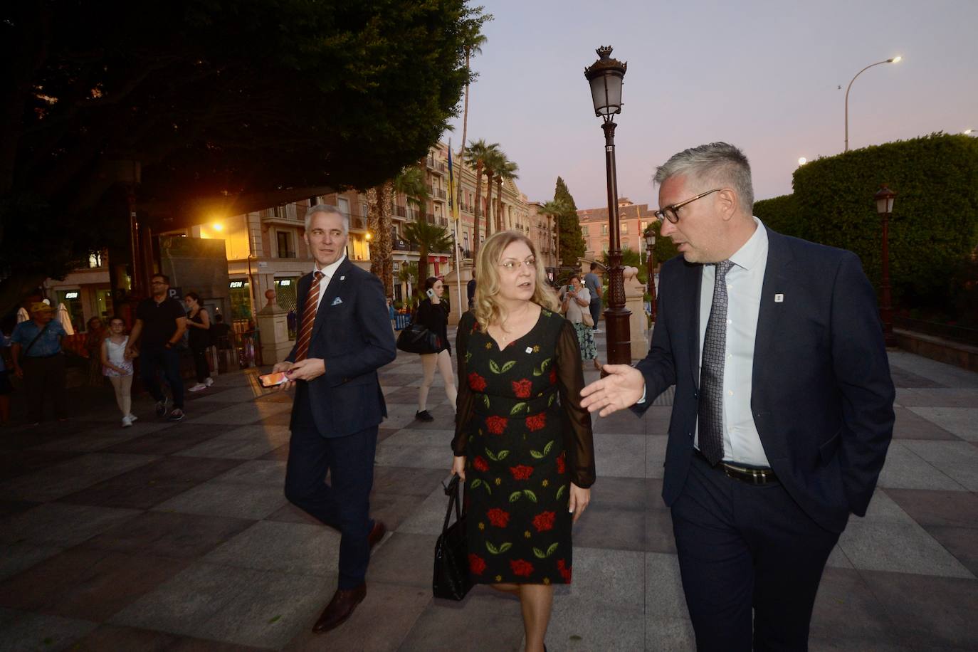 Las imágenes de la llegada de la comitiva de los países miembros de la UE a Murcia