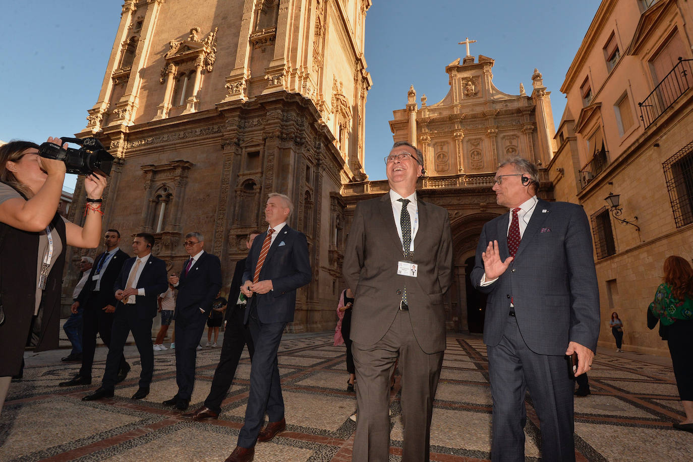 Las imágenes de la llegada de la comitiva de los países miembros de la UE a Murcia