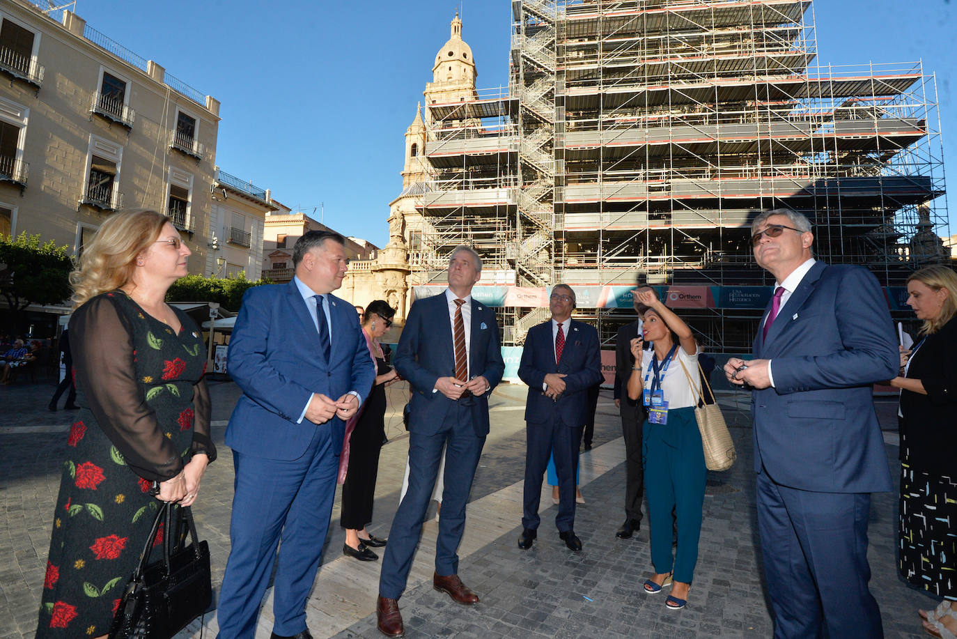 Las imágenes de la llegada de la comitiva de los países miembros de la UE a Murcia