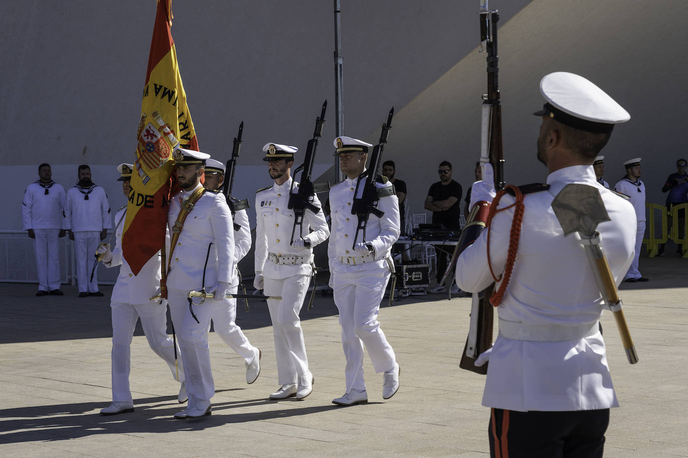 Las imágenes de la jura de bandera para civiles en Águilas