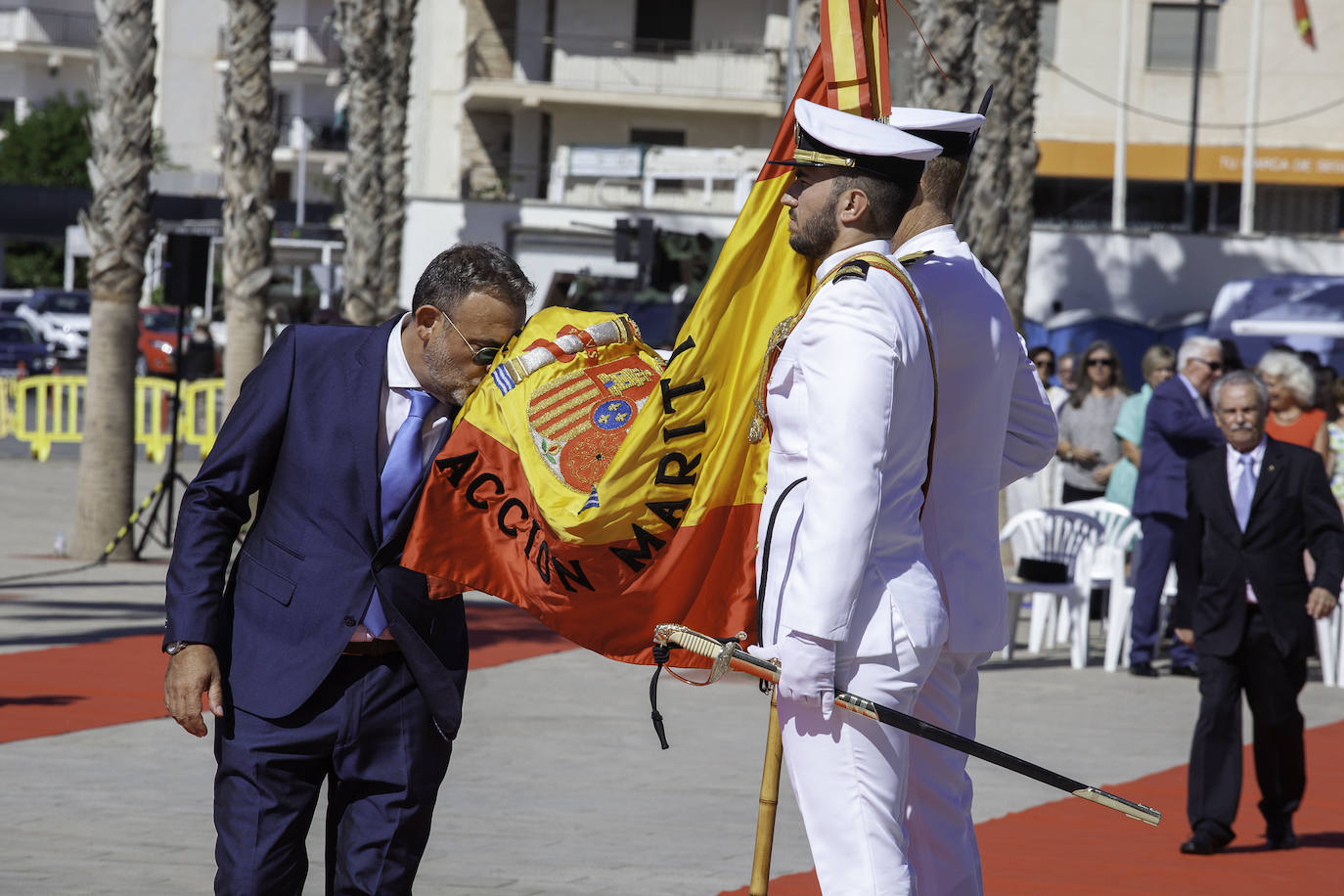Las imágenes de la jura de bandera para civiles en Águilas