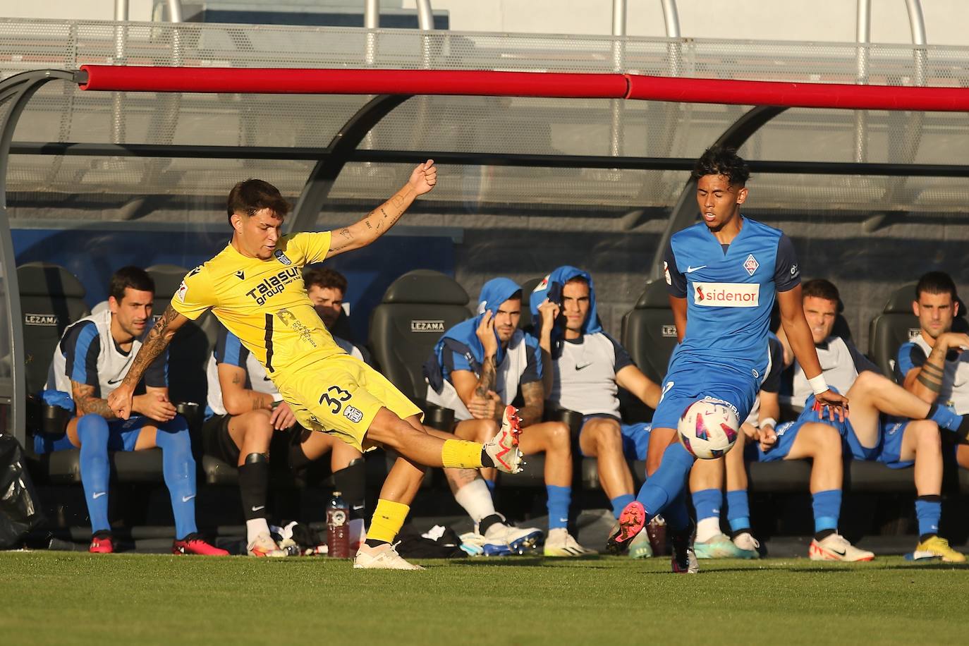 El empate del Cartagena frente al Amorebieta, en imágenes