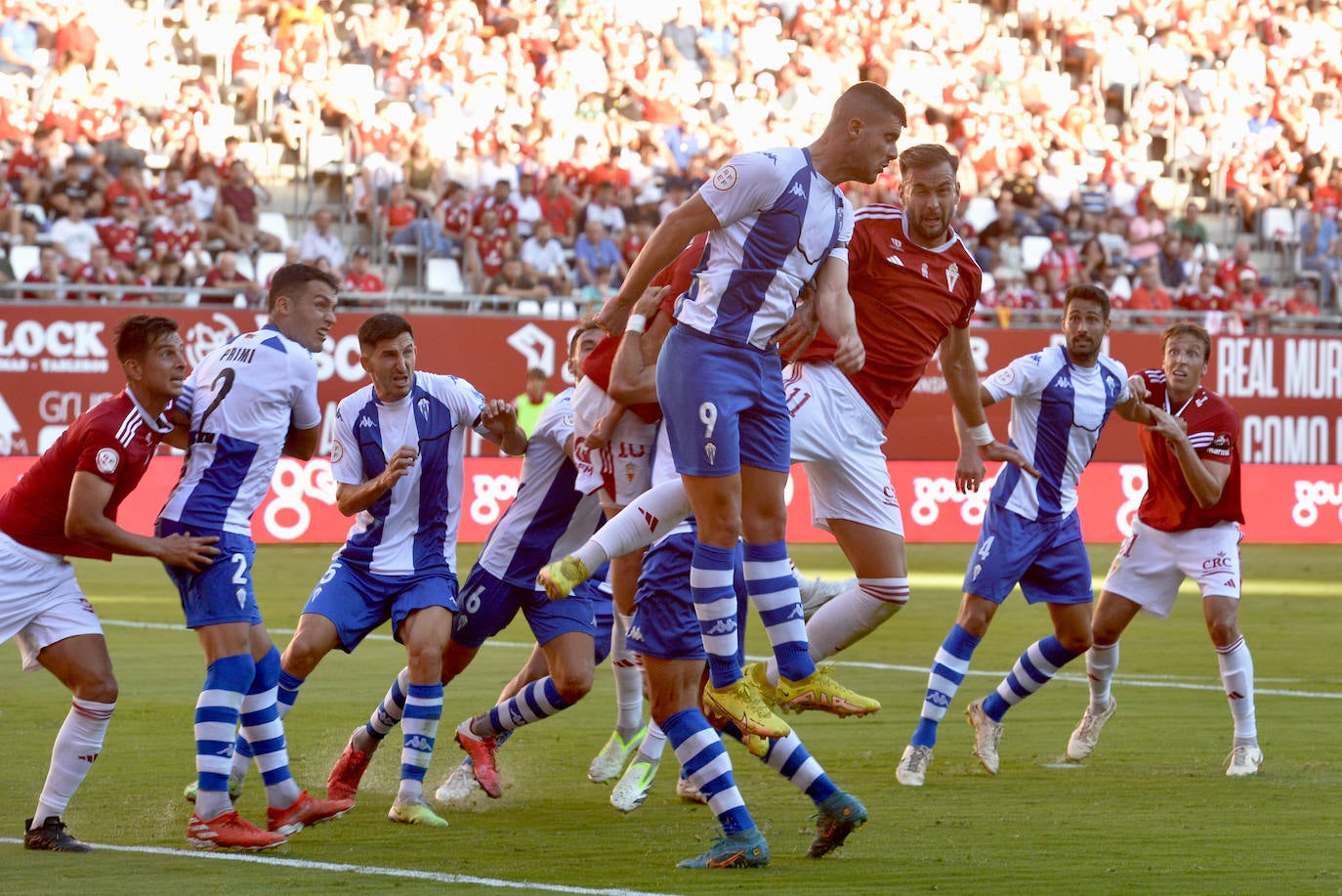 El empate del Real Murcia frente al Alcoyano, en imágenes