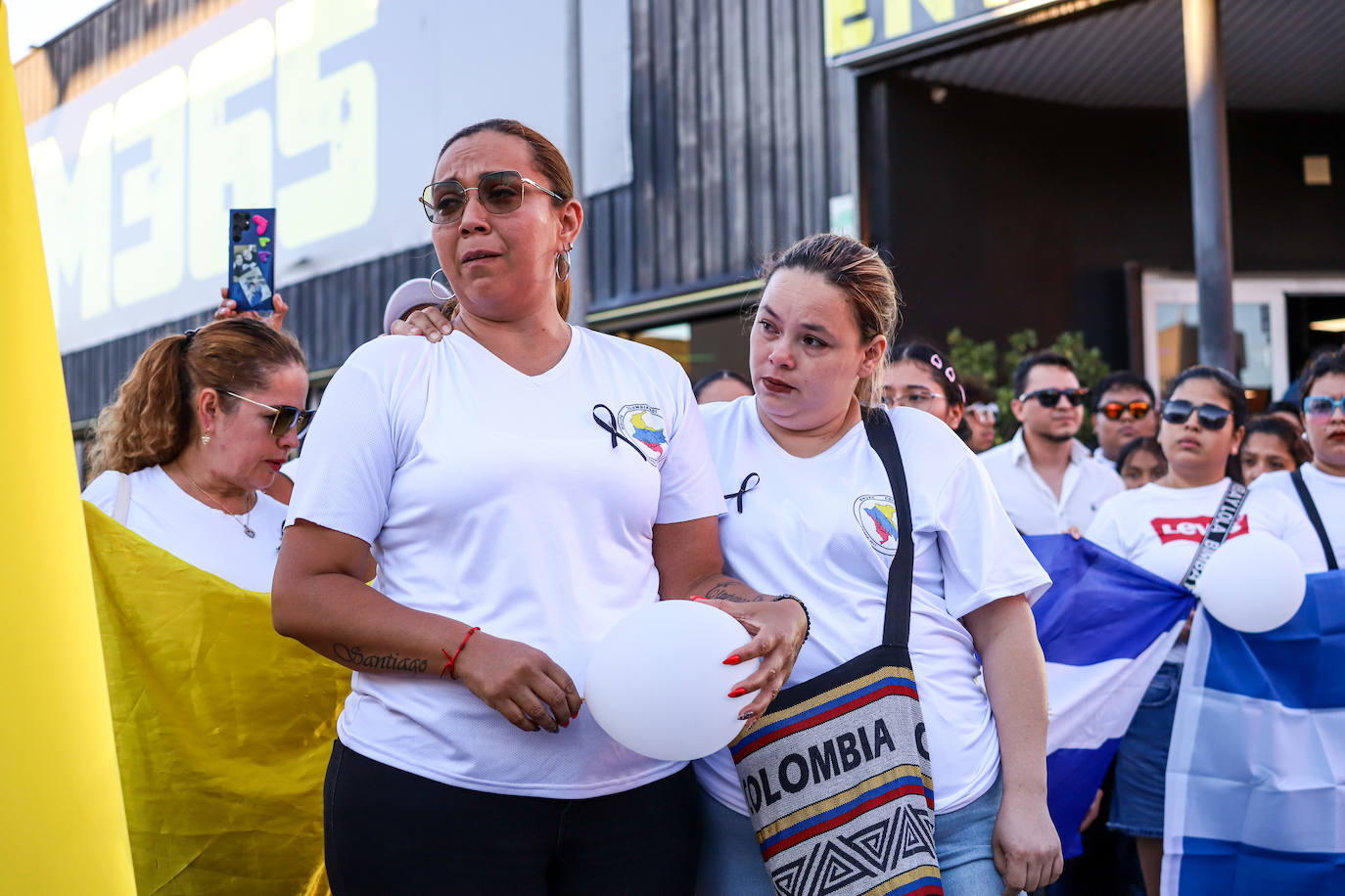 Las imágenes del homenaje a las víctimas de la tragedia de Las Atalayas