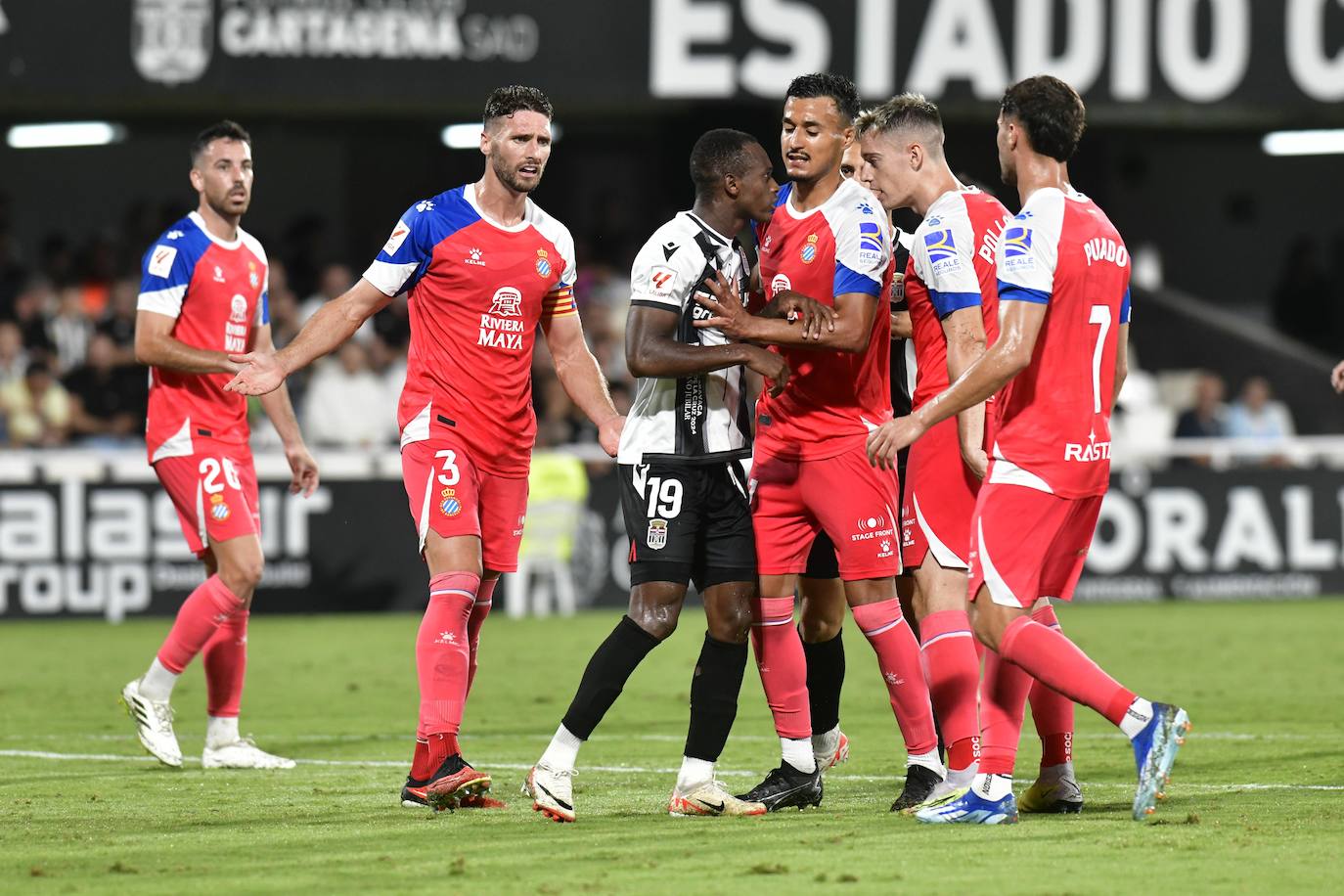 La derrota del Cartagena frente al Espanyol, en imágenes