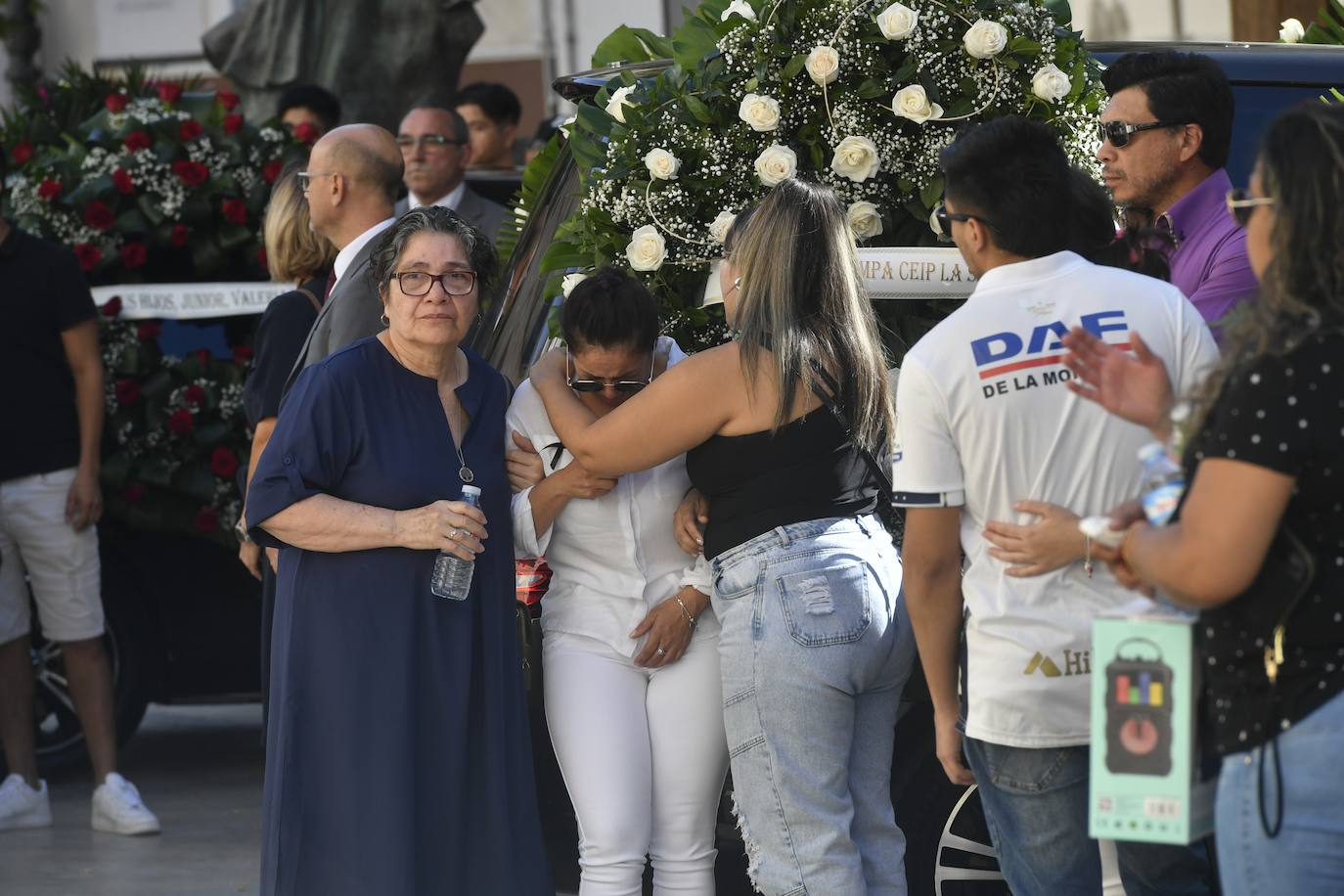 El funeral en Caravaca de cuatro de las víctimas de la tragedia en Las Atalayas, en imágenes