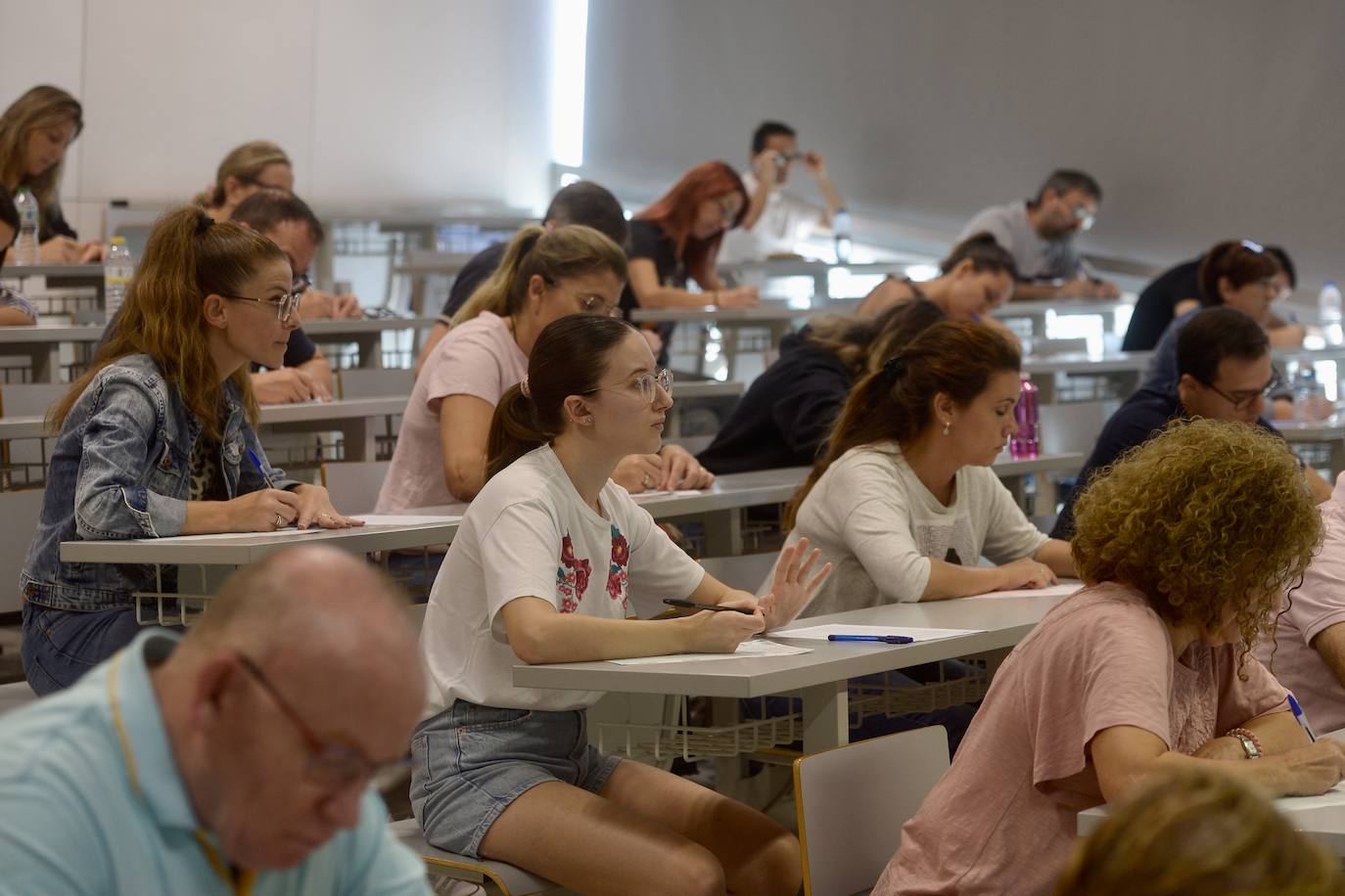 En imágenes: El Campus de Espinardo acoge el examen de Técnico Auxiliar no Sanitario