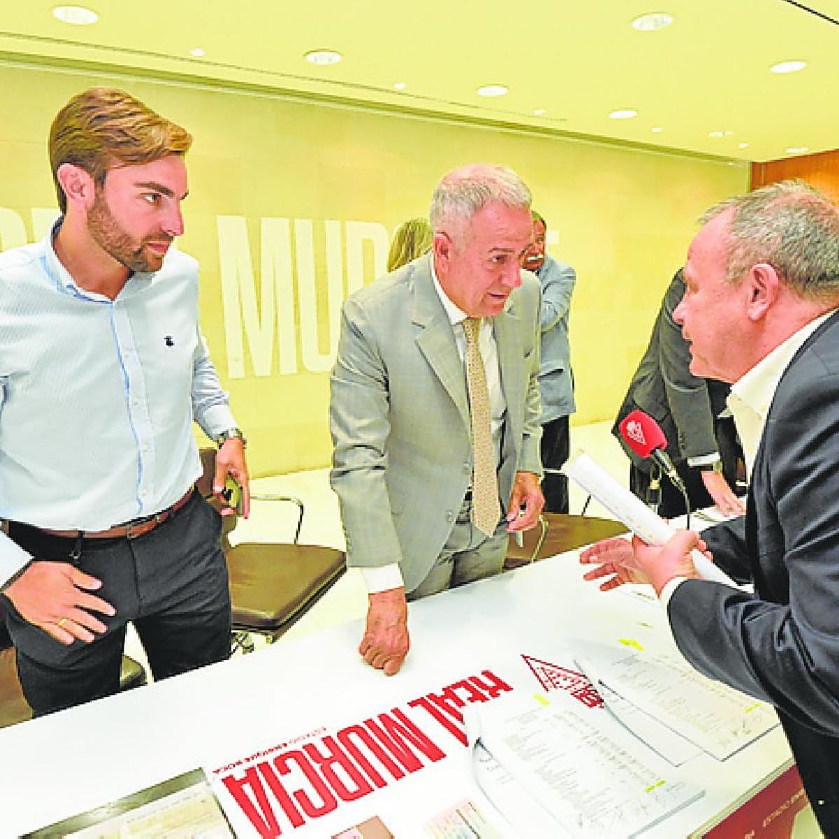 Una junta vital que ha levantado escaso interés