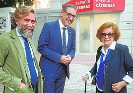 Homenaje en la UMU a la poeta Dionisia García.