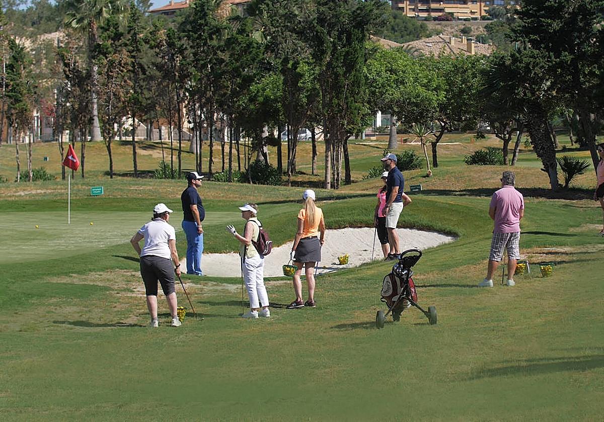 Jugadores en el campo de MontePríncipe