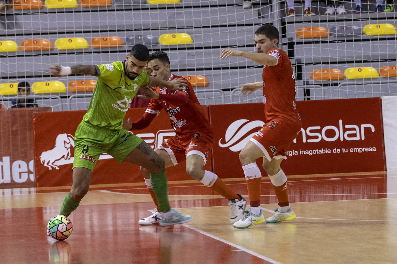 El Jimbee golea al Palma (4-2)