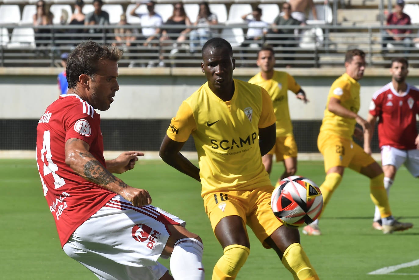 La victoria del Real Murcia frente al Algeciras, en imágenes