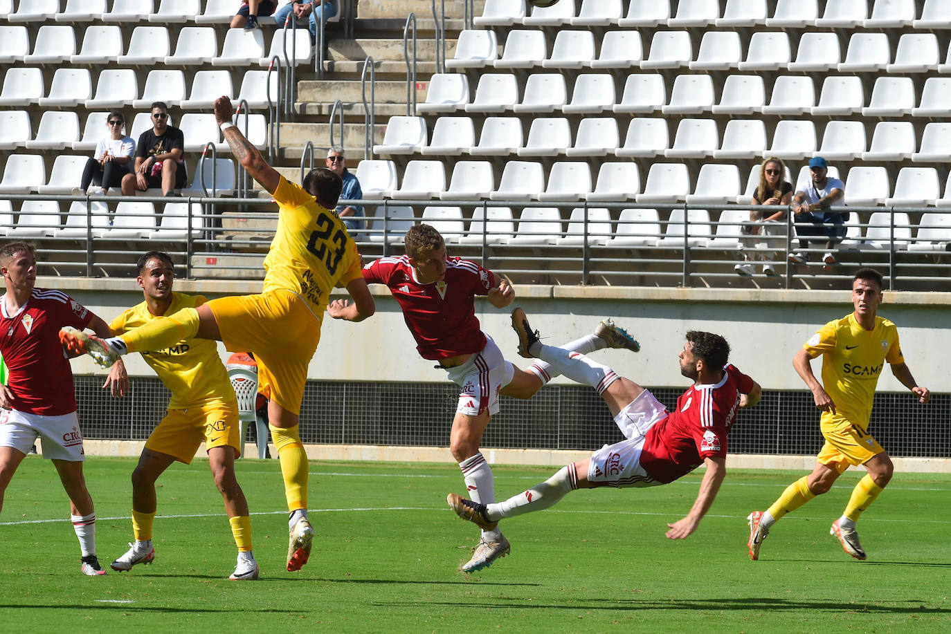 La victoria del Real Murcia frente al Algeciras, en imágenes