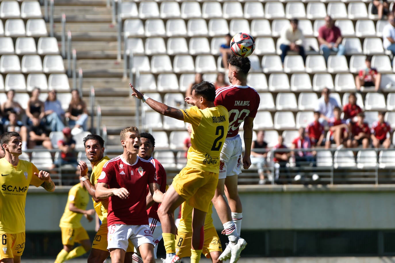 La victoria del Real Murcia frente al Algeciras, en imágenes