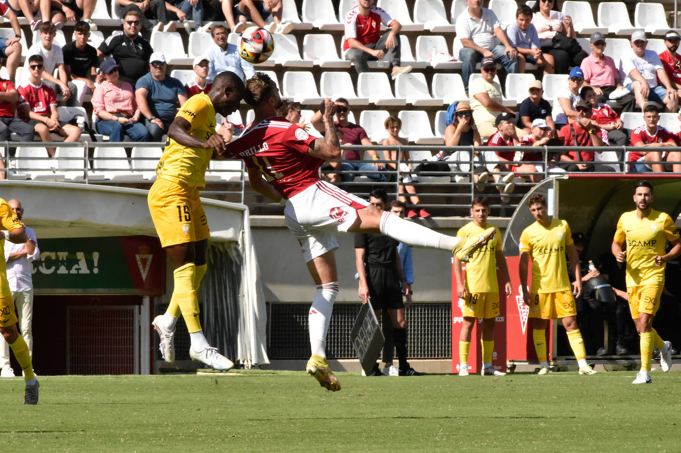 La victoria del Real Murcia frente al Algeciras, en imágenes