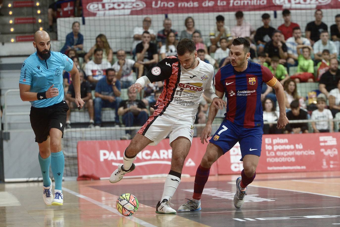 Las imágenes del partido ElPozo-Barça (2-4)