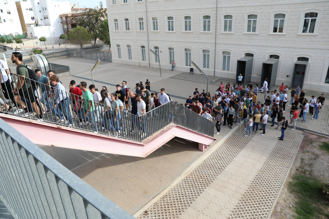 Las imágenes de las oposiciones a agente de la Policía Local de Lorca