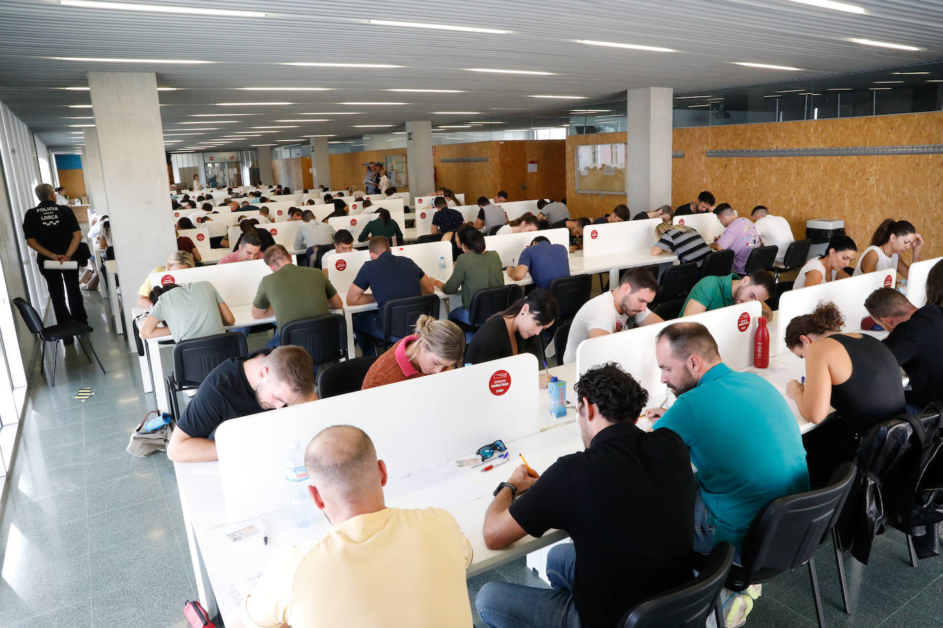 Las imágenes de las oposiciones a agente de la Policía Local de Lorca