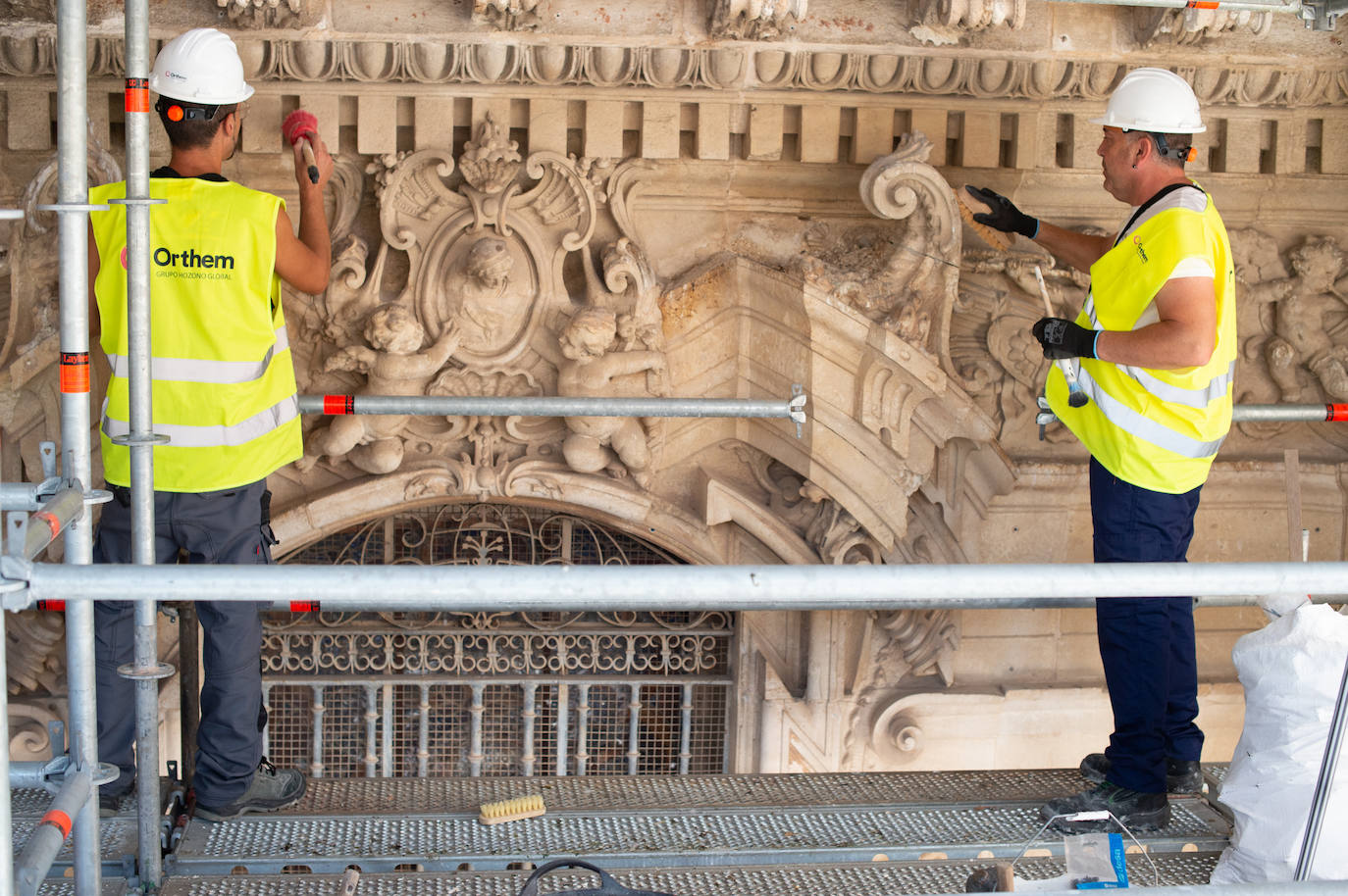 Las obras de restauración de la fachada de la Catedral de Murcia