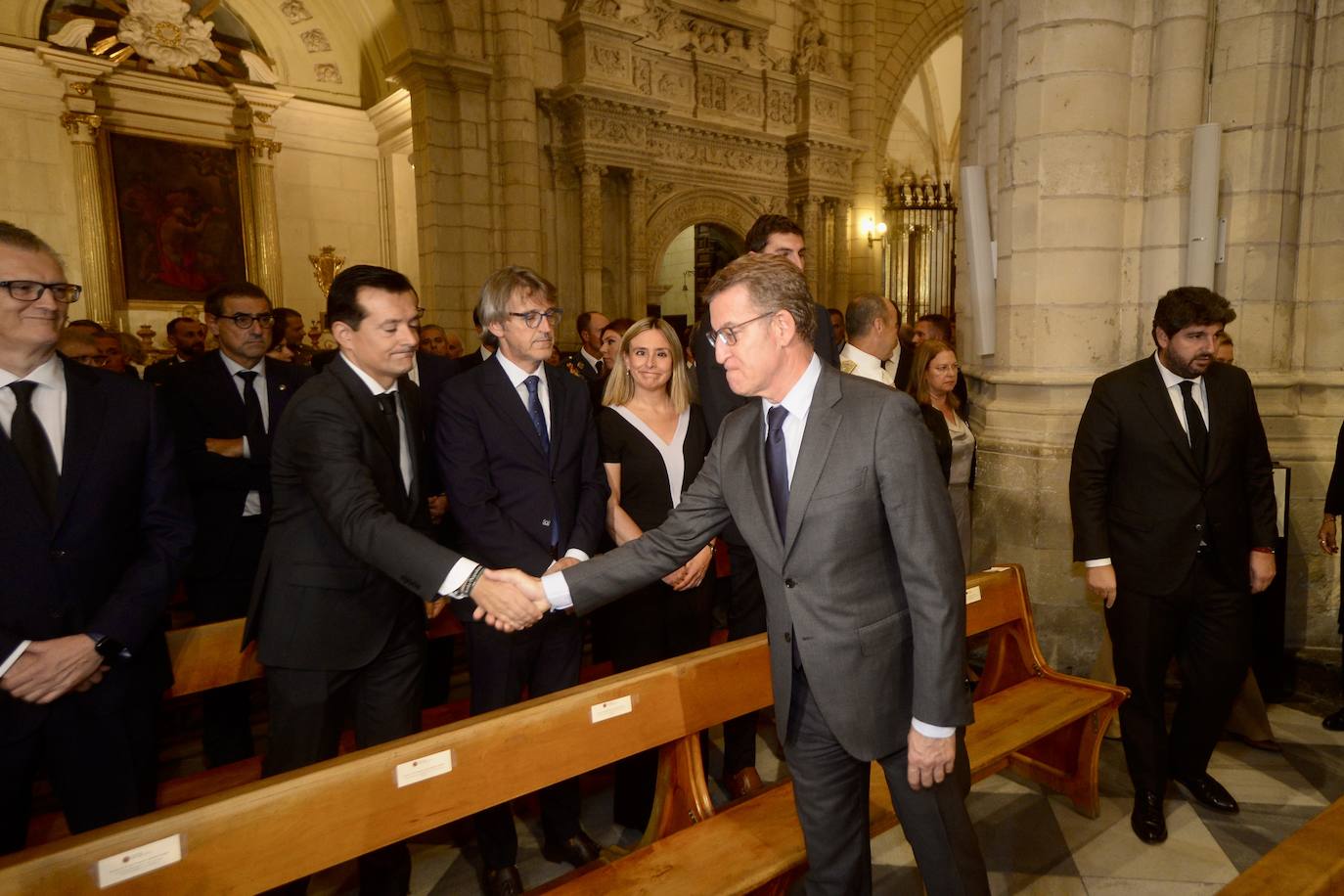 Las imágenes del funeral en la Catedral por los 13 de Atalayas