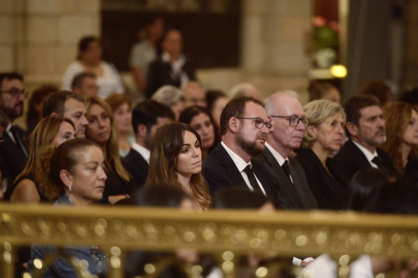 Las imágenes del funeral en la Catedral por los 13 de Atalayas