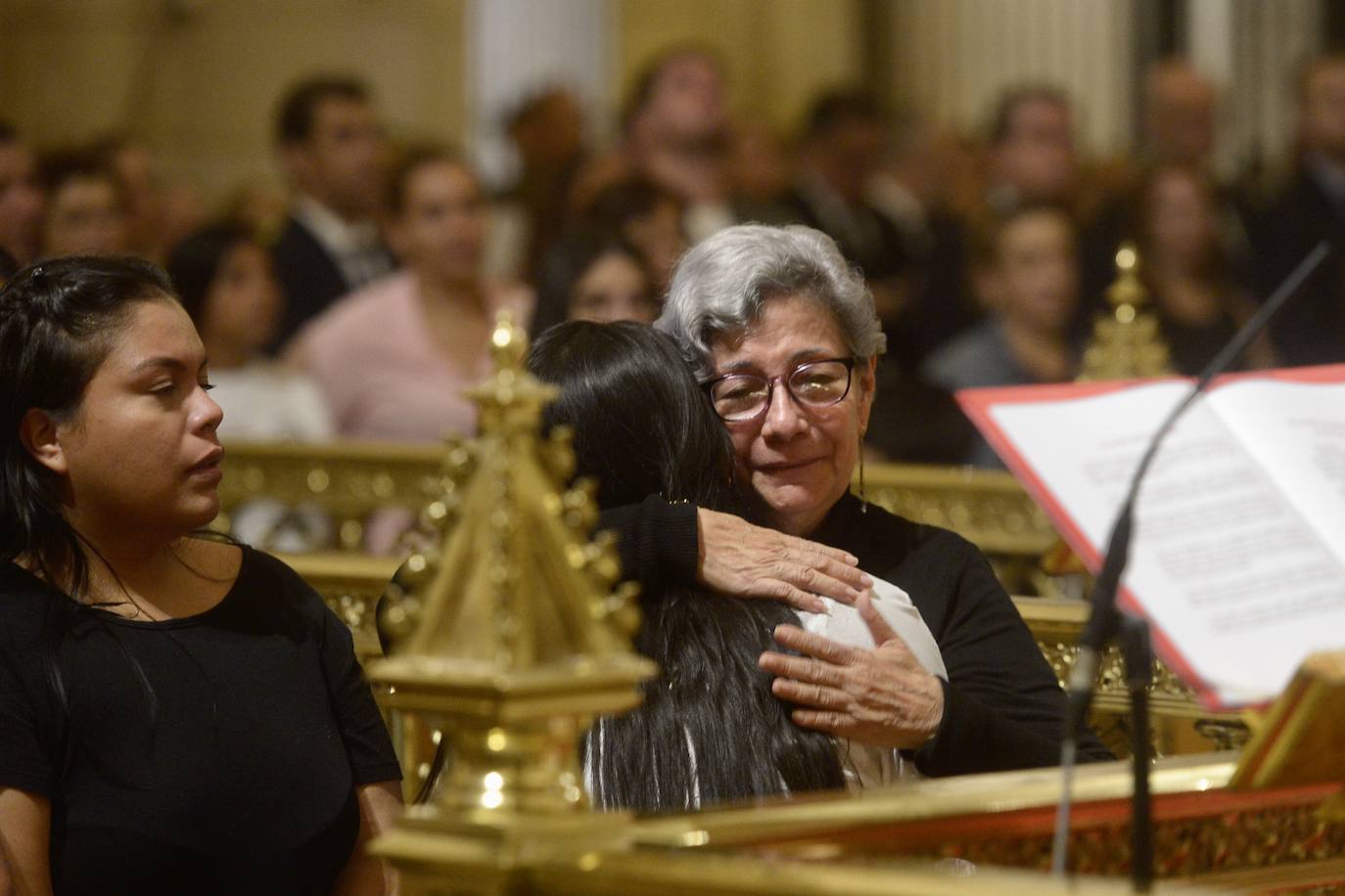Las imágenes del funeral en la Catedral por los 13 de Atalayas
