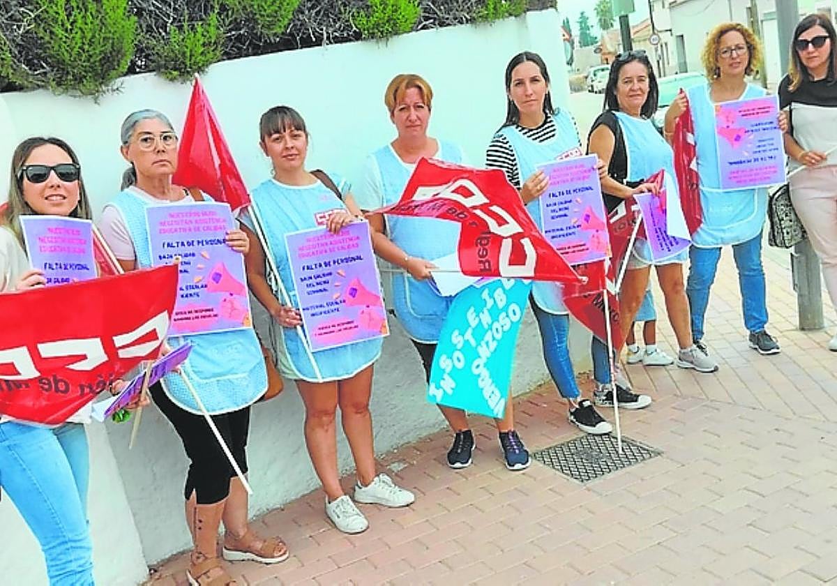 Trabajadoras de la escuela infantil de la base aérea de Alcantarilla.