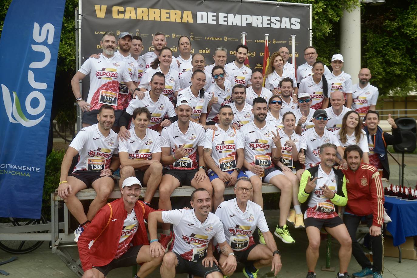 El podio de los participantes en la Carrera de Empresas de Murcia 2023