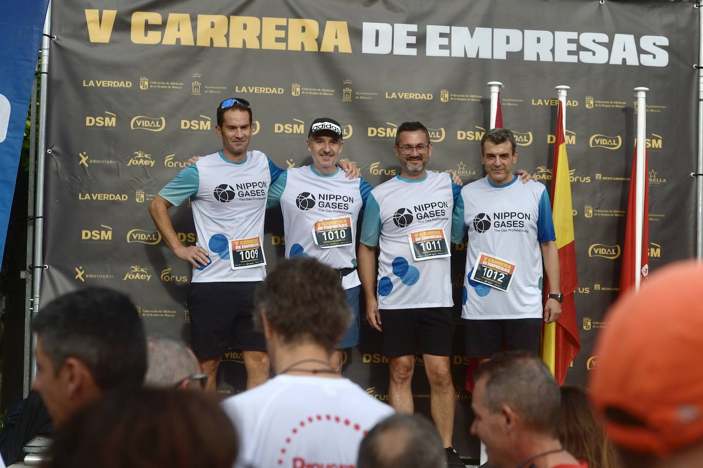 El podio de los participantes en la Carrera de Empresas de Murcia 2023